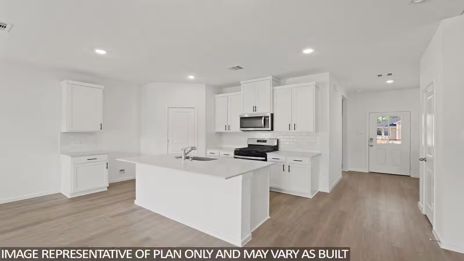 Photo 2 of 236 Golden Eagle Boulevard, New Waverly, TX