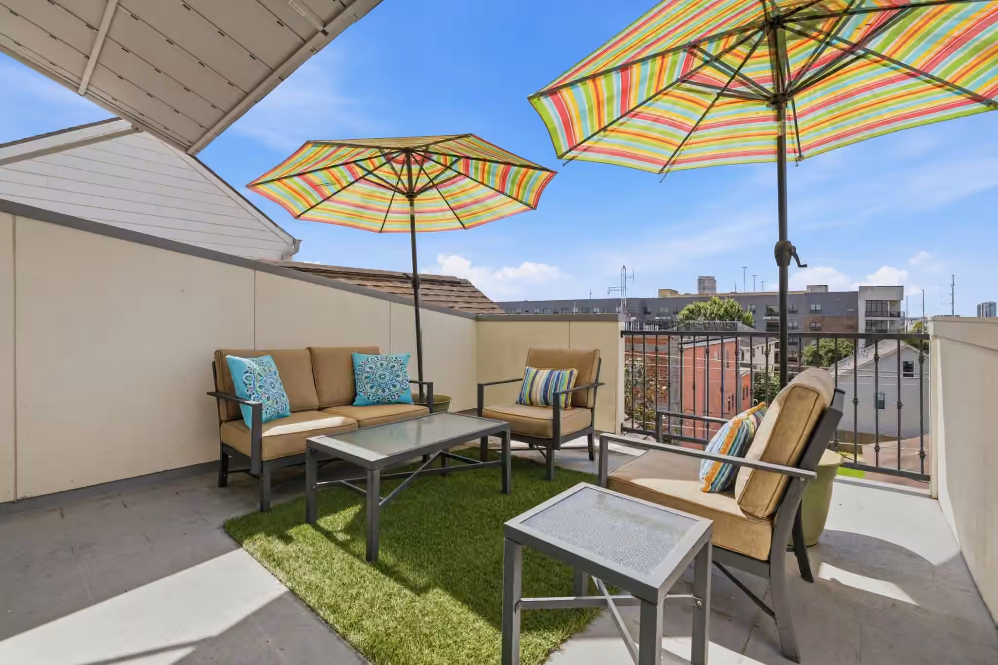 Photo 3 of 4102 Marina Street, Houston, TX