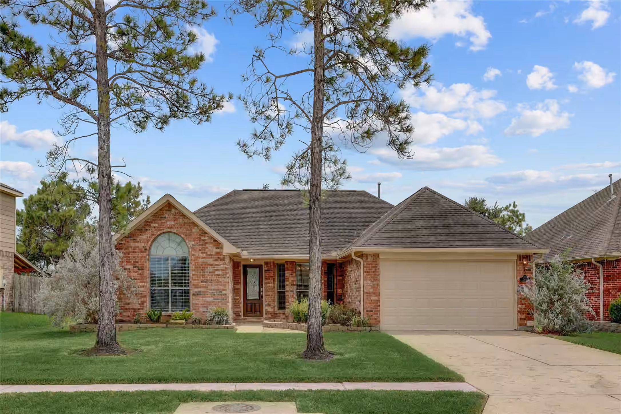 Photo of 2818 J R Drive, Manvel, TX