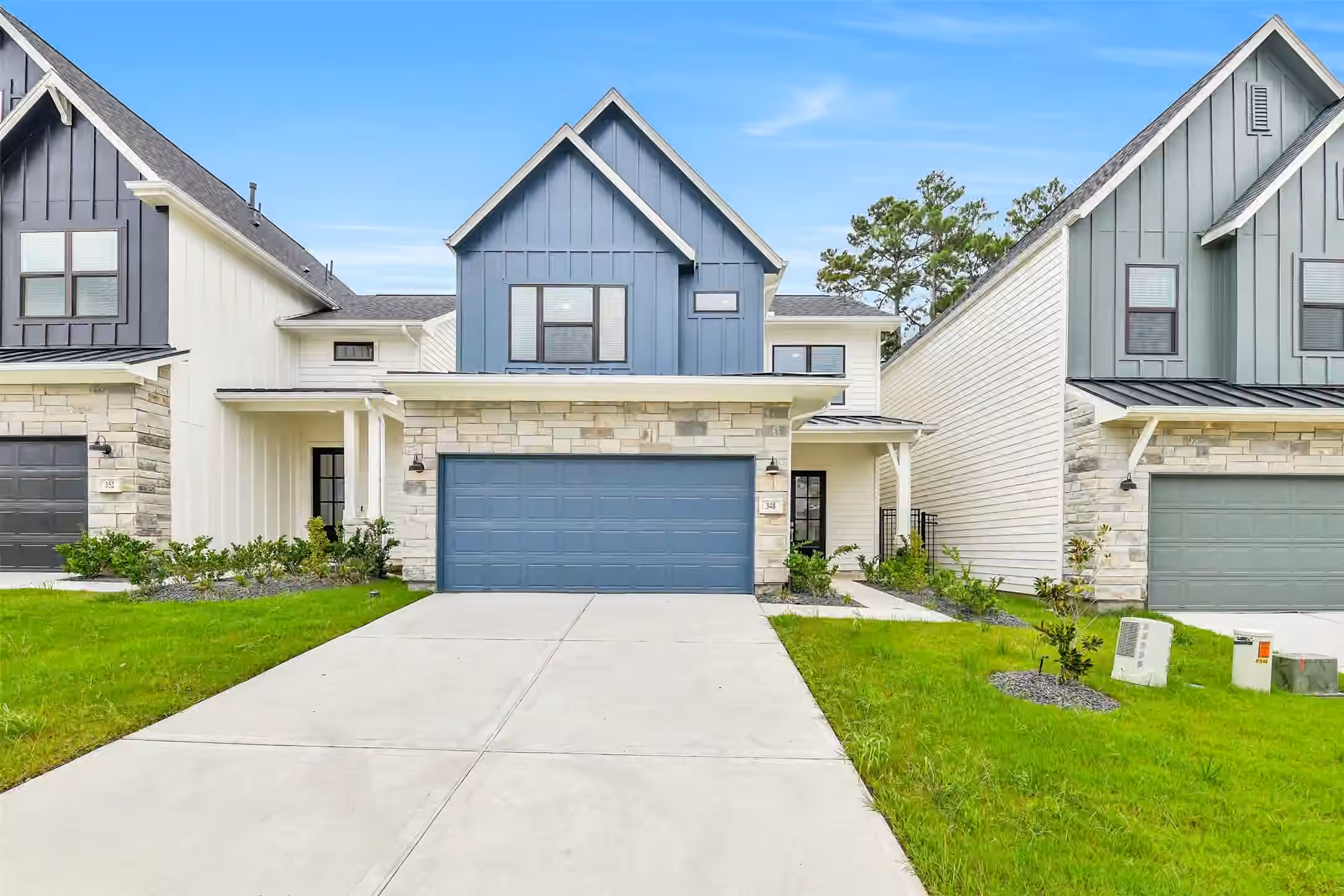 Photo of 348 Summer Place Drive, Montgomery, TX