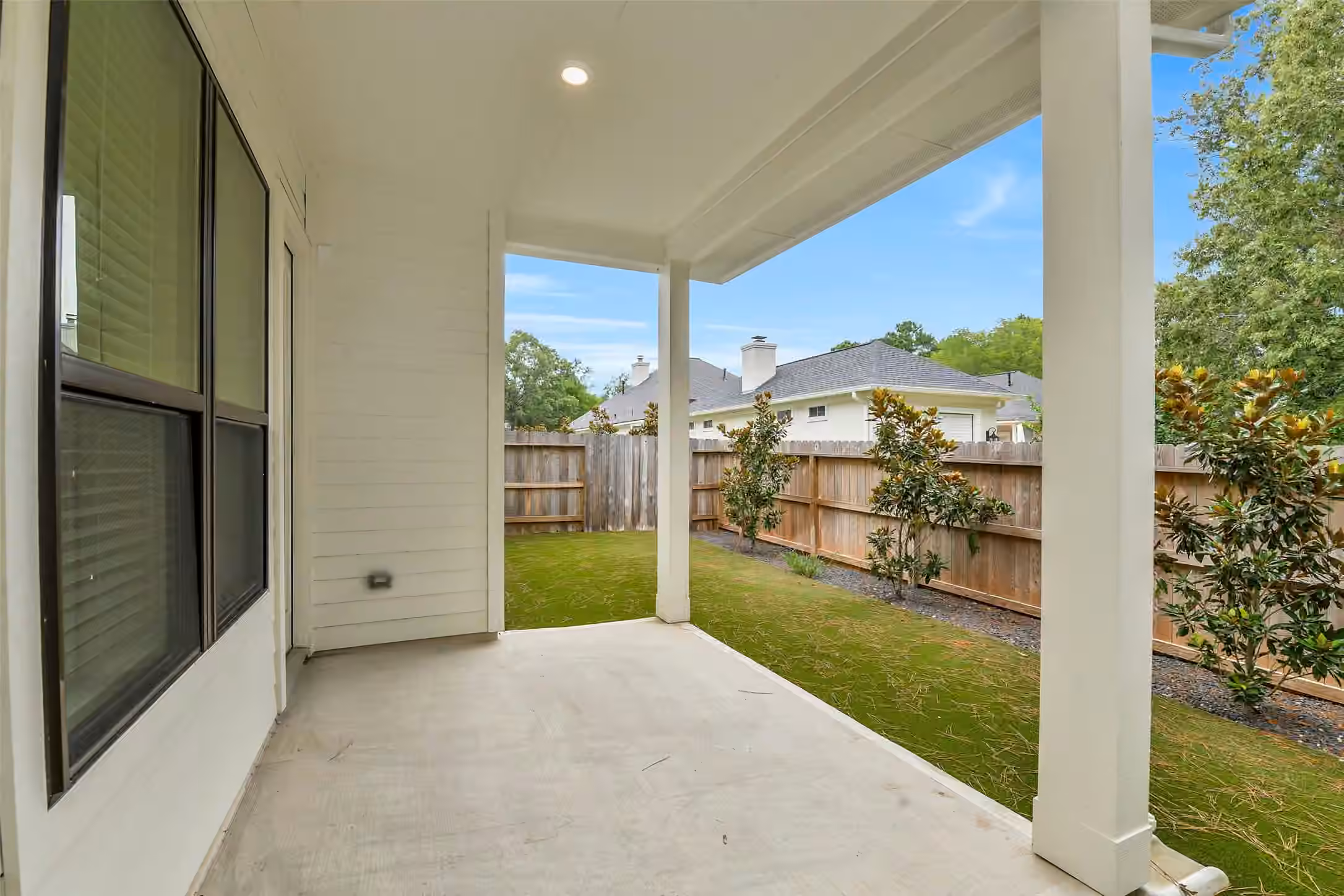 Photo 5 of 348 Summer Place Drive, Montgomery, TX