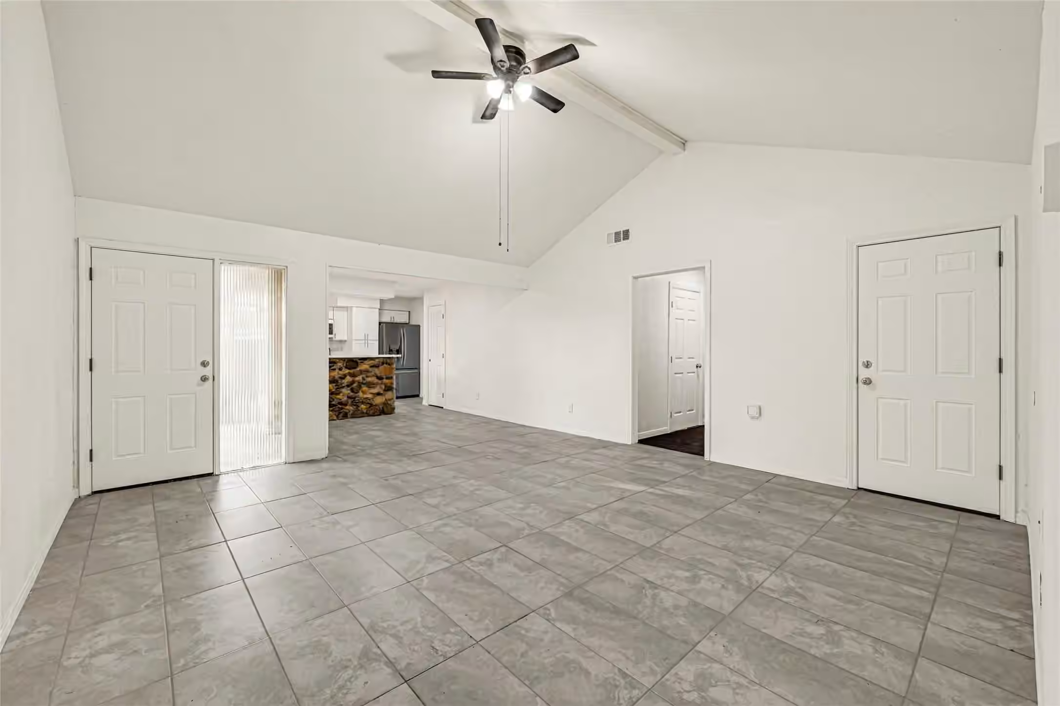 Photo 4 of 11423 Kirkmeadow Drive, Houston, TX