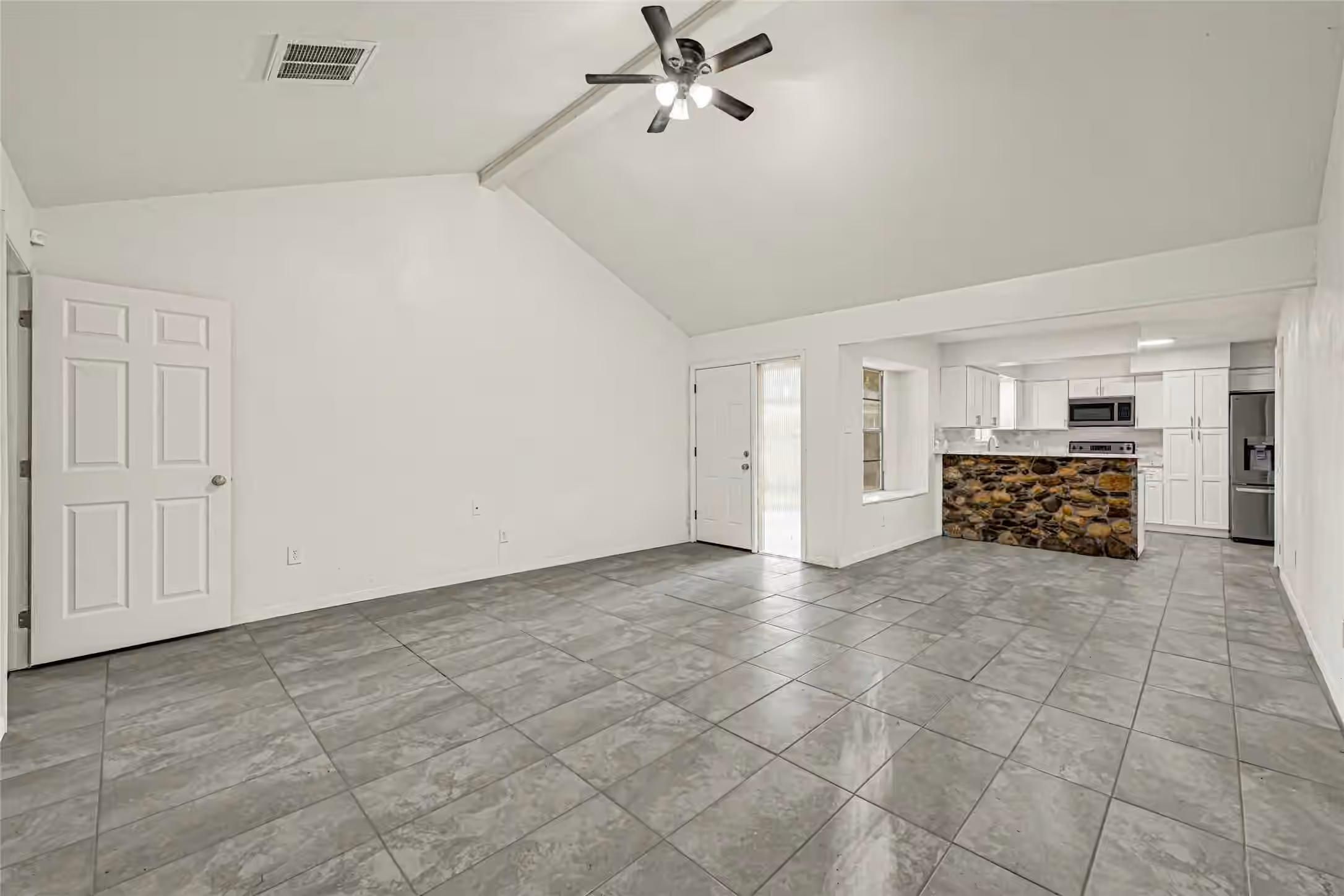 Photo 5 of 11423 Kirkmeadow Drive, Houston, TX