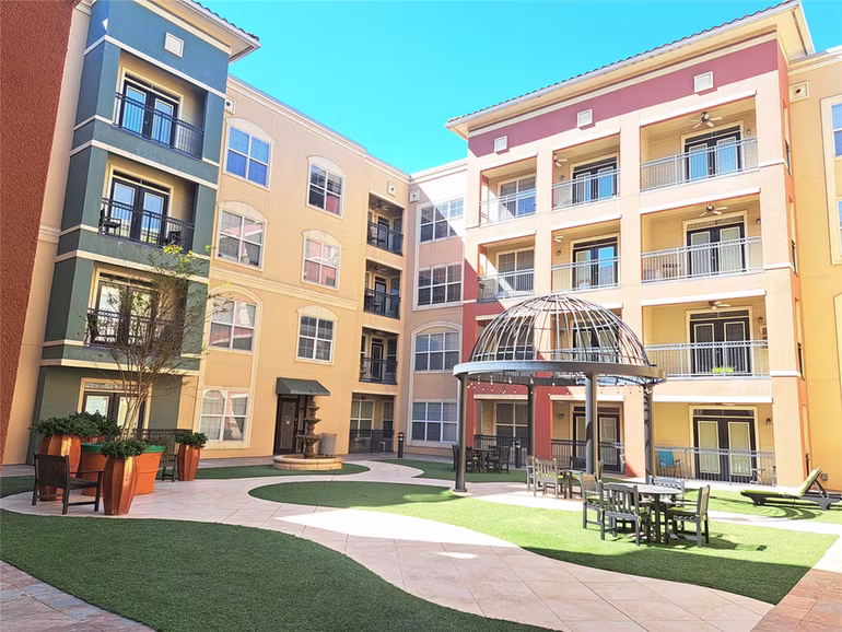 Photo 7 of 1711 Old Spanish Trail 457, Houston, TX
