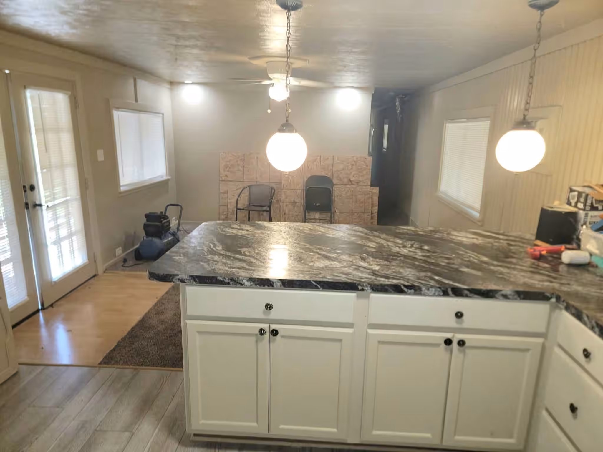 Photo 5 of 36 E Whippoorwill Lane, Trinity, TX