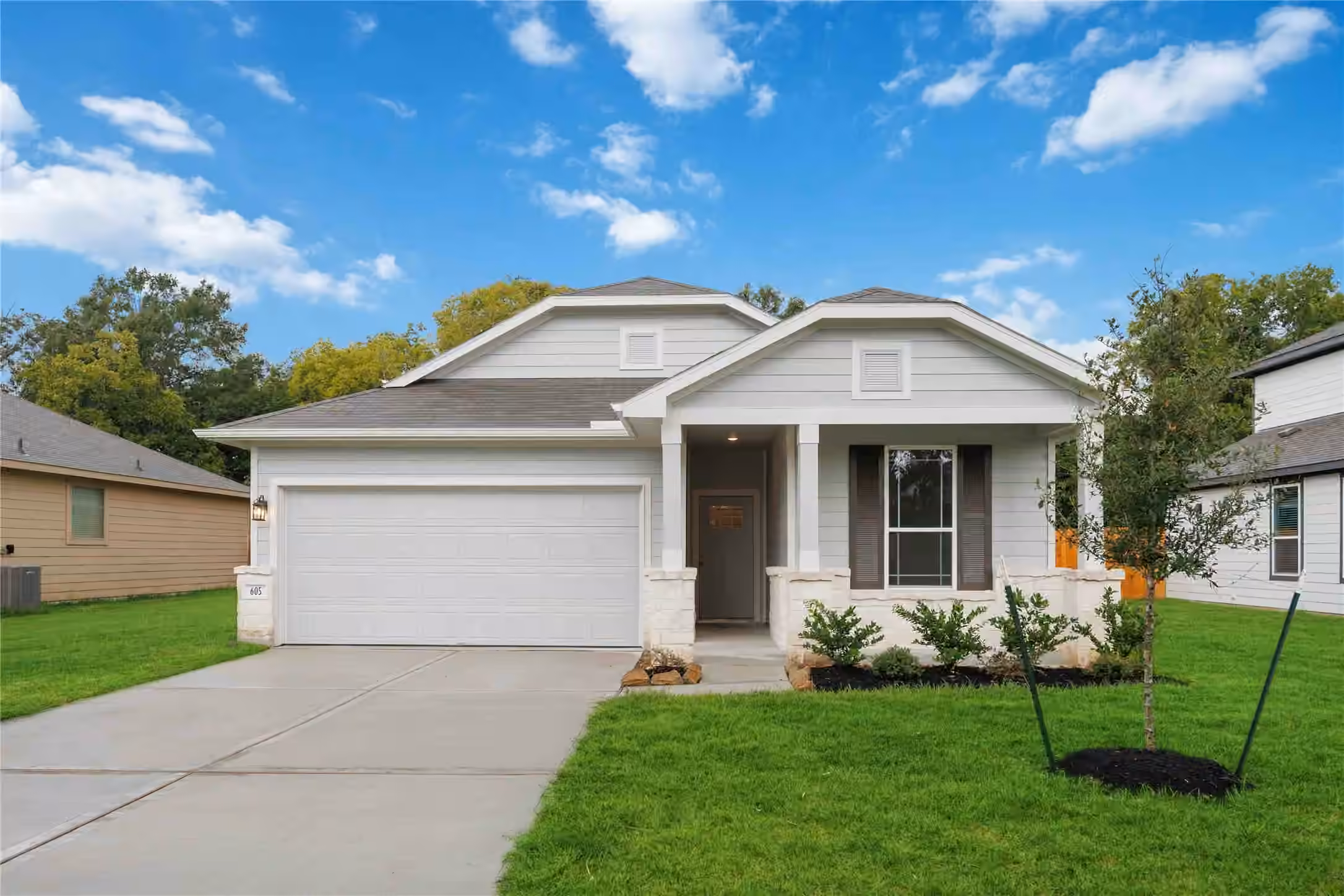 Photo of 605 Burkett Street, Dayton, TX 77535