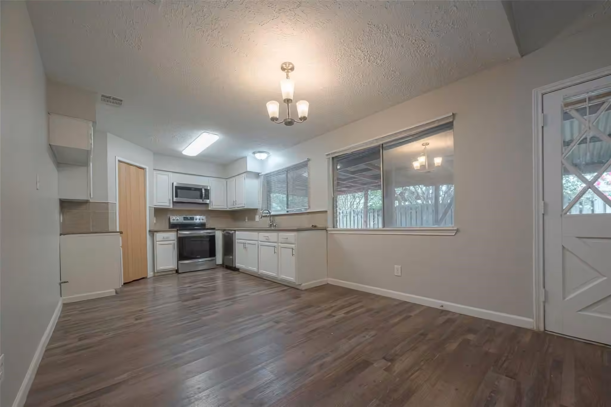 Photo 2 of 11647 Corkwood Drive, Houston, TX