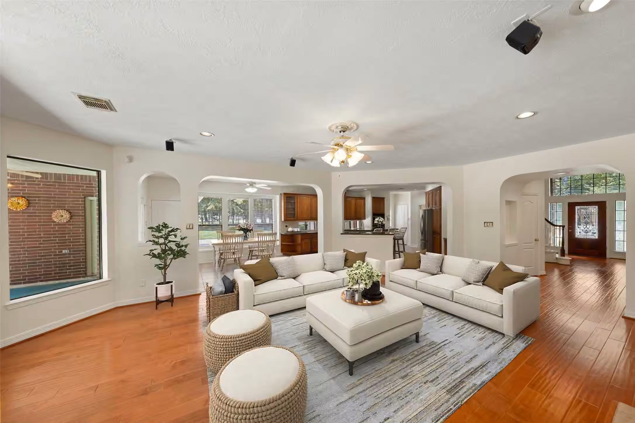 Photo 6 of 12319 Pin Oak Drive, Magnolia, TX