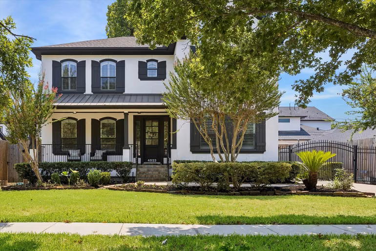Photo of 4523 Maple Street, Bellaire, TX