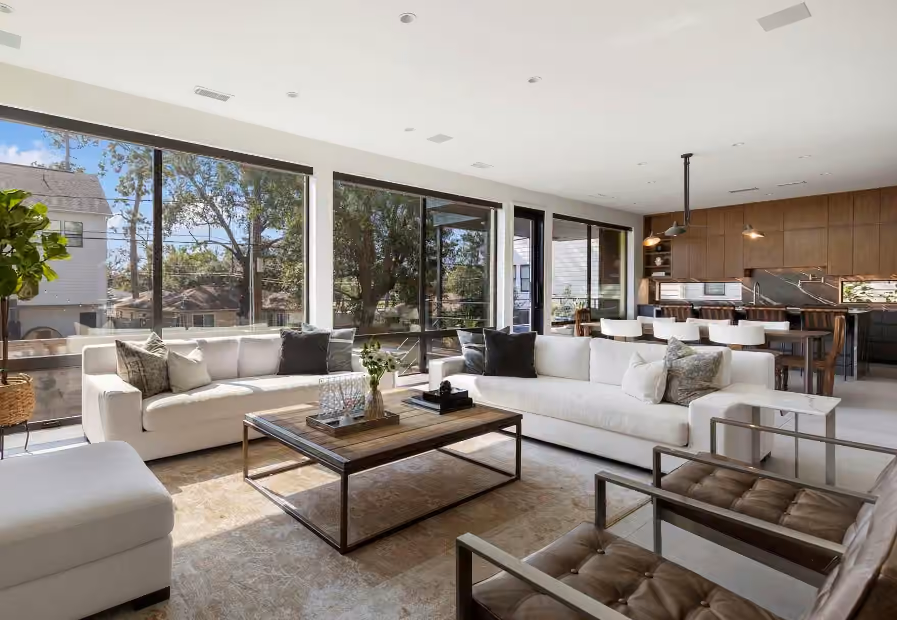 Photo of 1110 Grovewood Lane, Houston, TX 77008