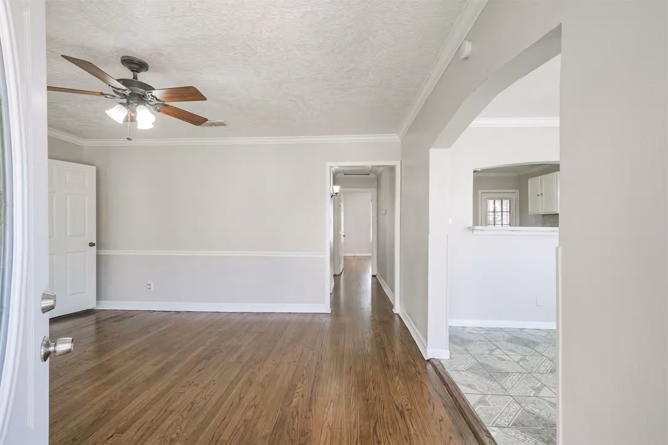 Photo 7 of 5610 Eskridge Street, Houston, TX