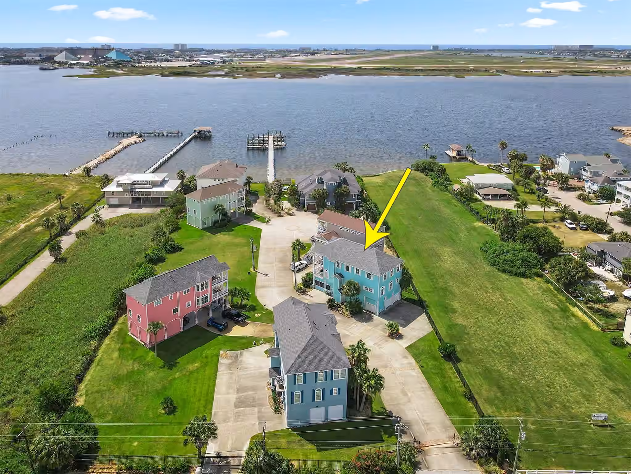 Photo of 1007 Lillian Lane, Galveston, TX 77554