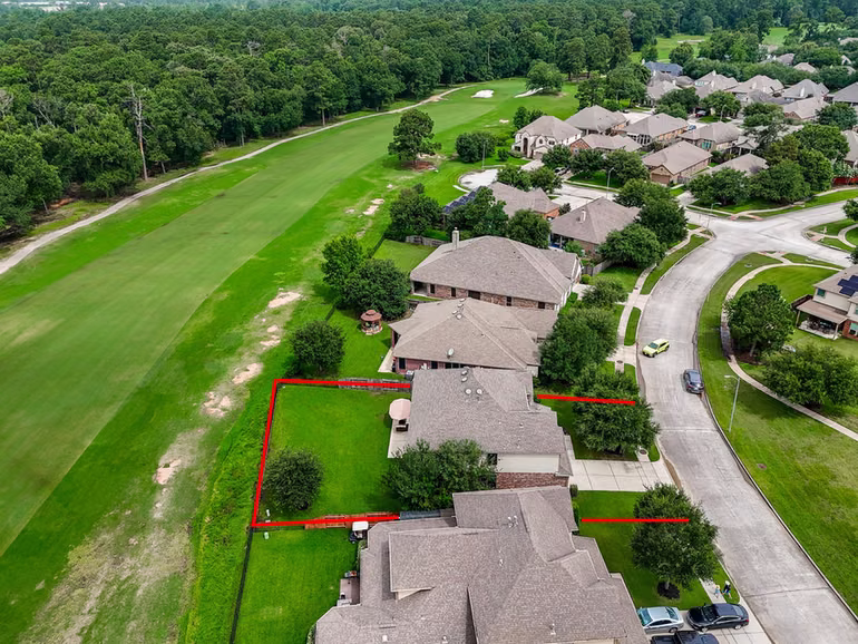 Photo 4 of 18031 Hampton Hills Drive, Humble, TX