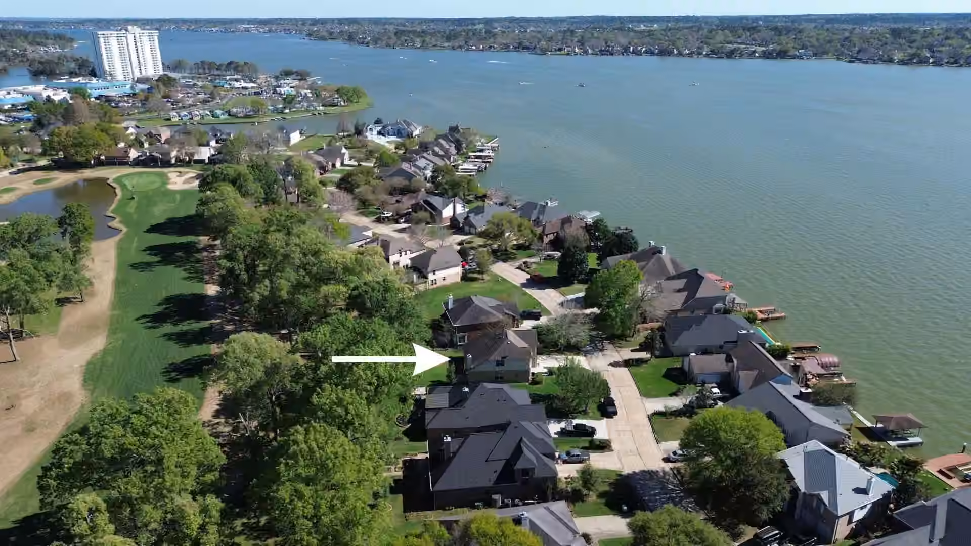Photo 3 of 80 La Costa Drive, Montgomery, TX
