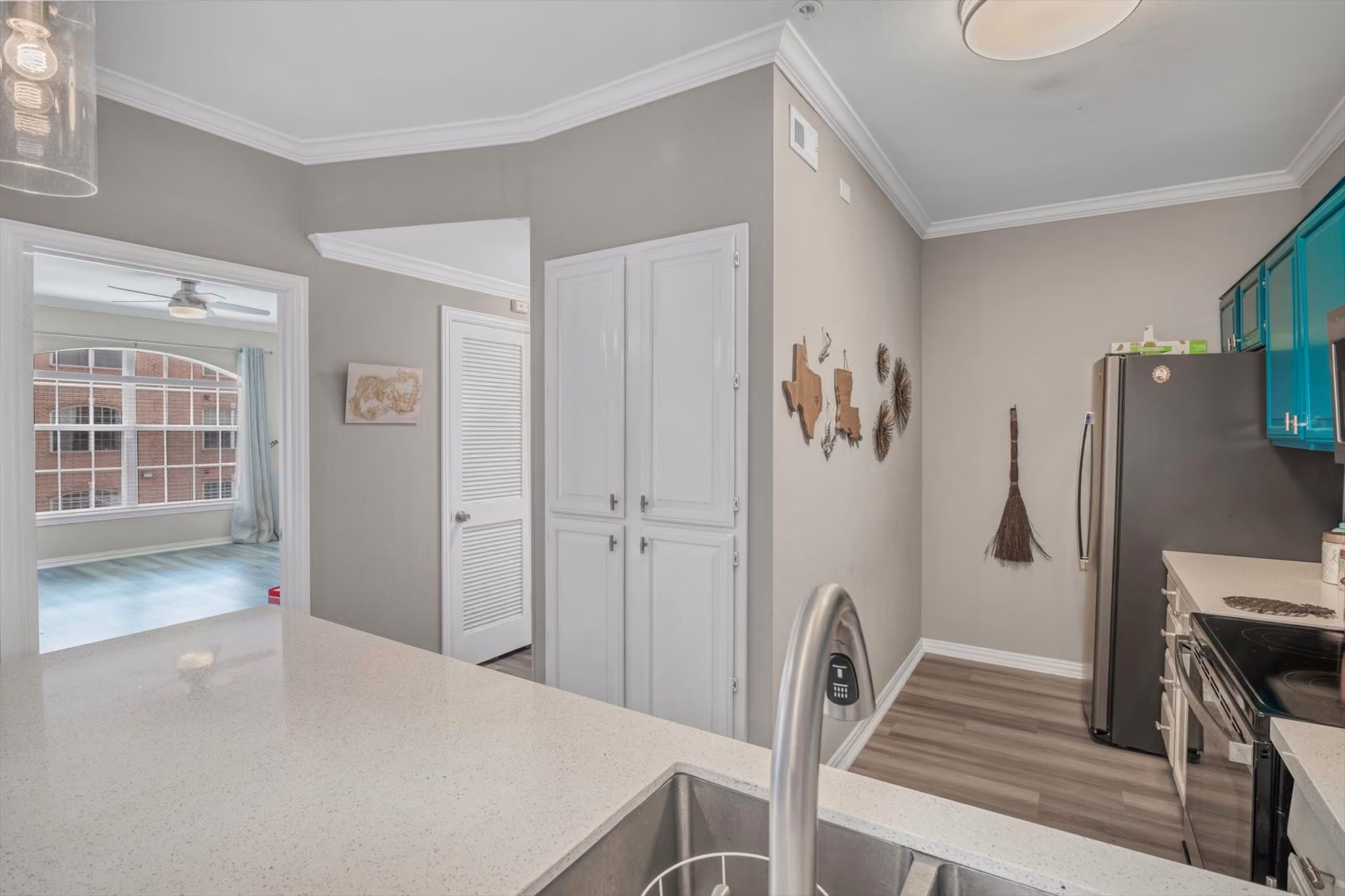 Photo 7 of 2111 Welch Street B201, Houston, TX