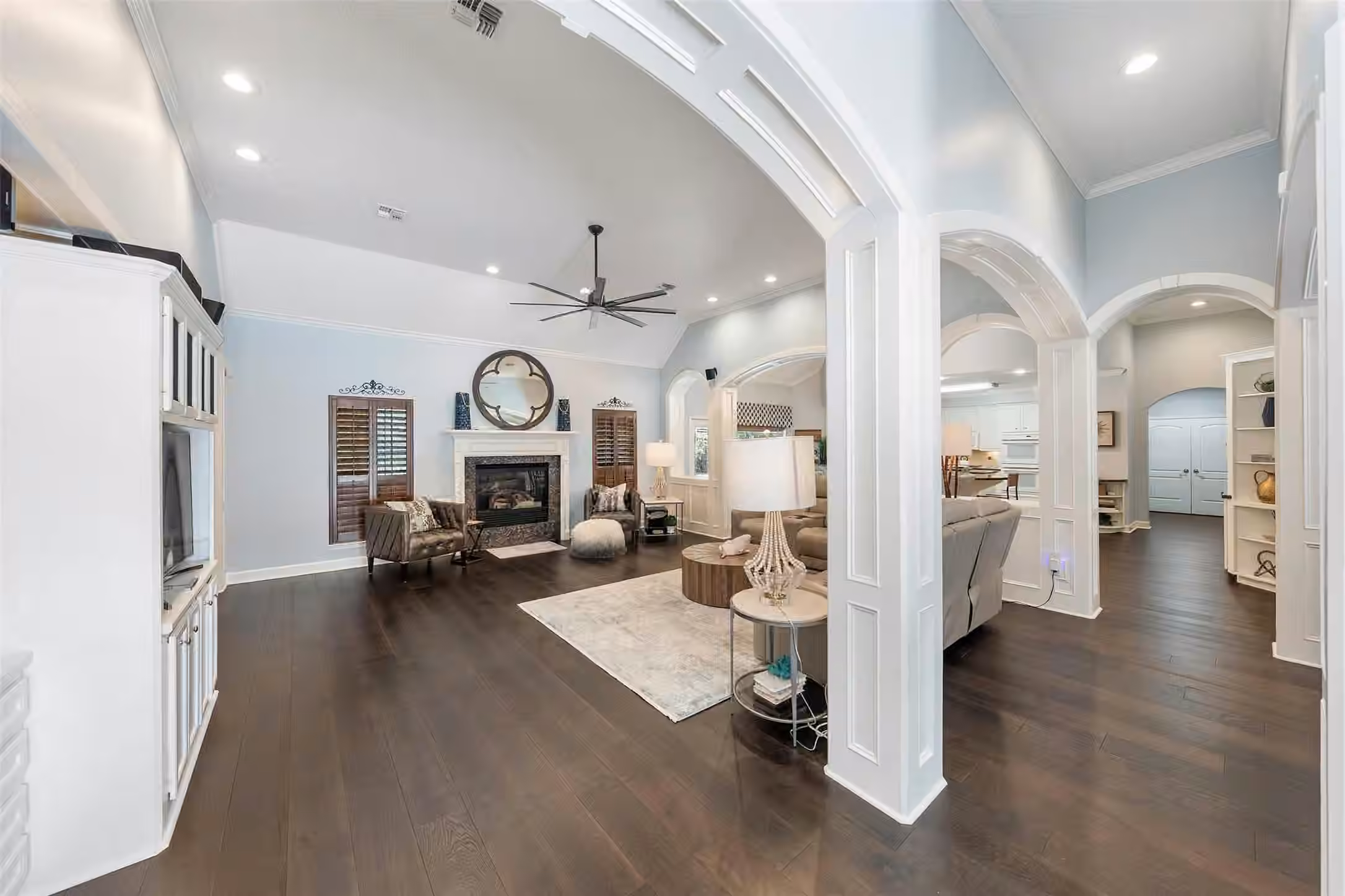 Photo 4 of 12418 Longmire Way, Conroe, TX