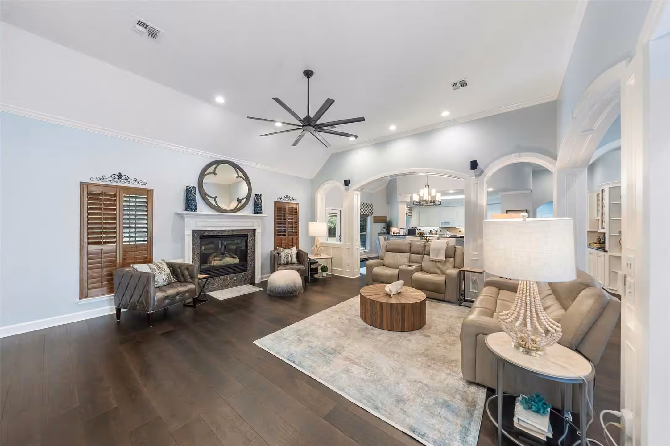 Photo 5 of 12418 Longmire Way, Conroe, TX