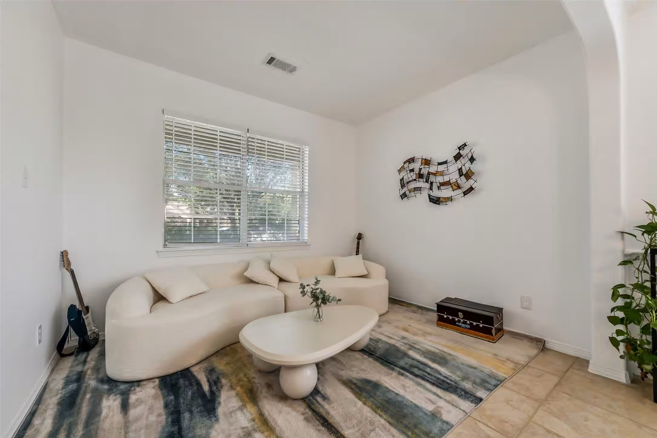 Photo 5 of 13204 Southern Way Lane, Pearland, TX