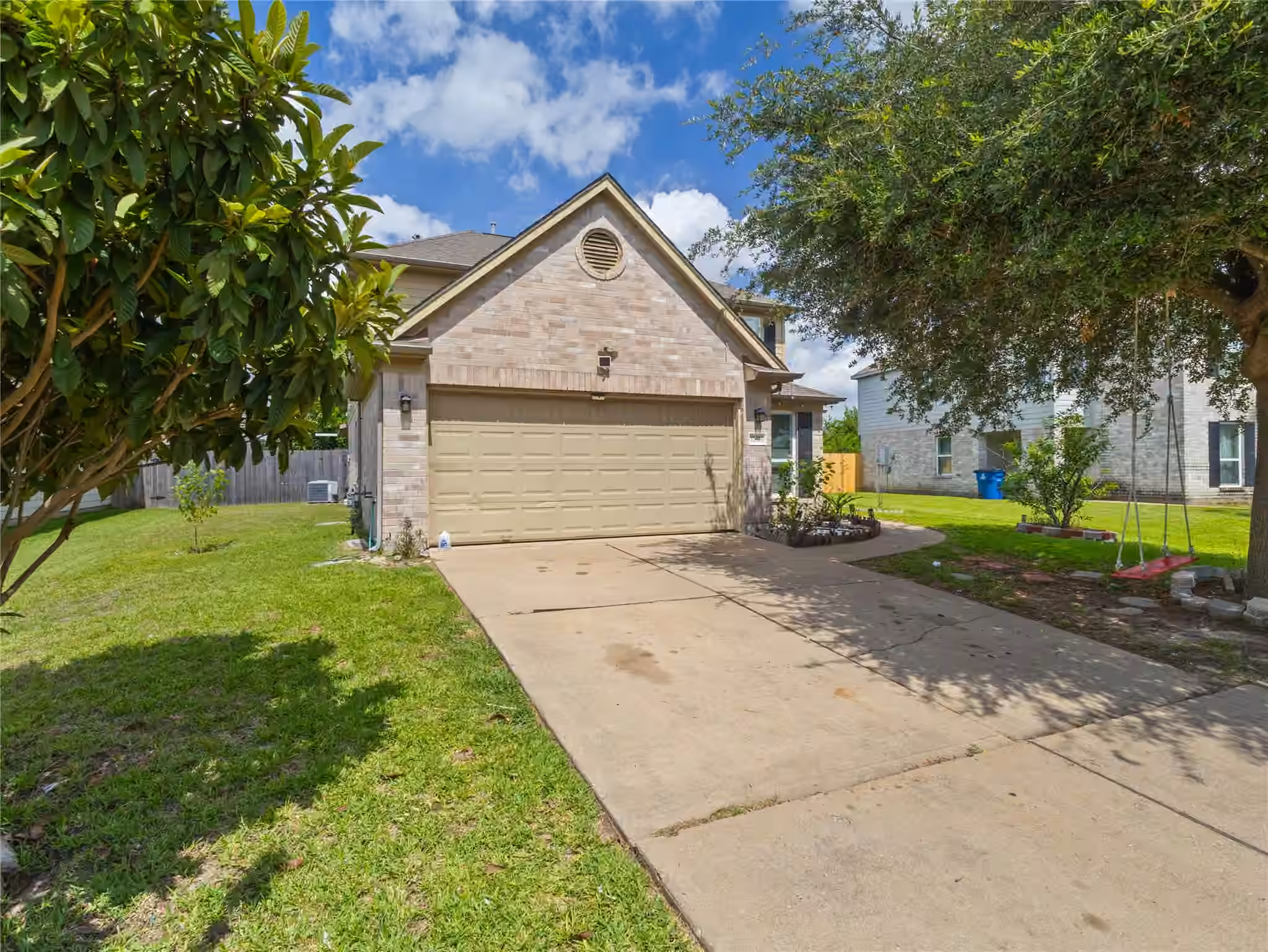 Photo 2 of 10515 Ince Lane, Houston, TX