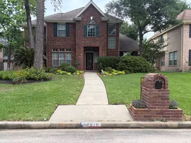 Photo 2 of 3618 Walnut Forest Lane, Spring, TX