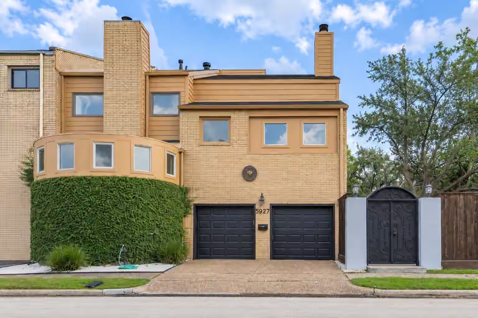 Photo of 5927 Sugar Hill Drive, Houston, TX 77057