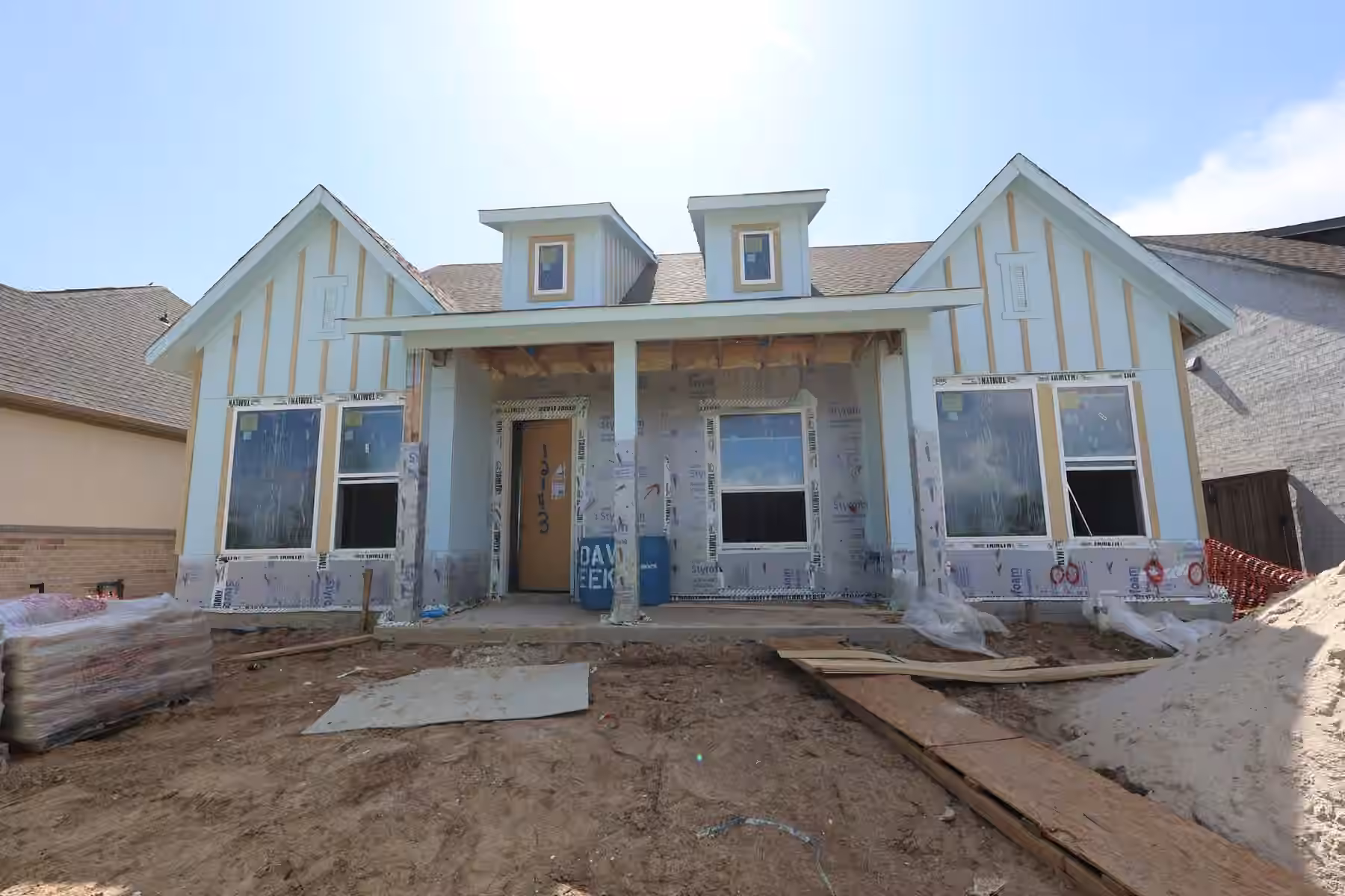 Photo 5 of 12143 Canal View Boulevard, Mont Belvieu, TX