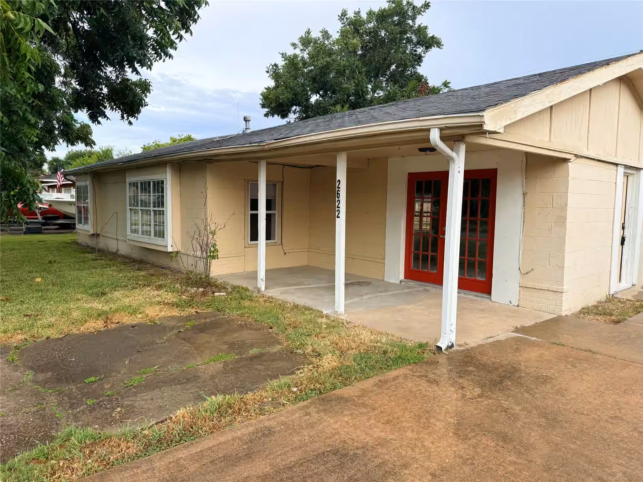 Photo 3 of 2622 34th Avenue N, Texas City, TX
