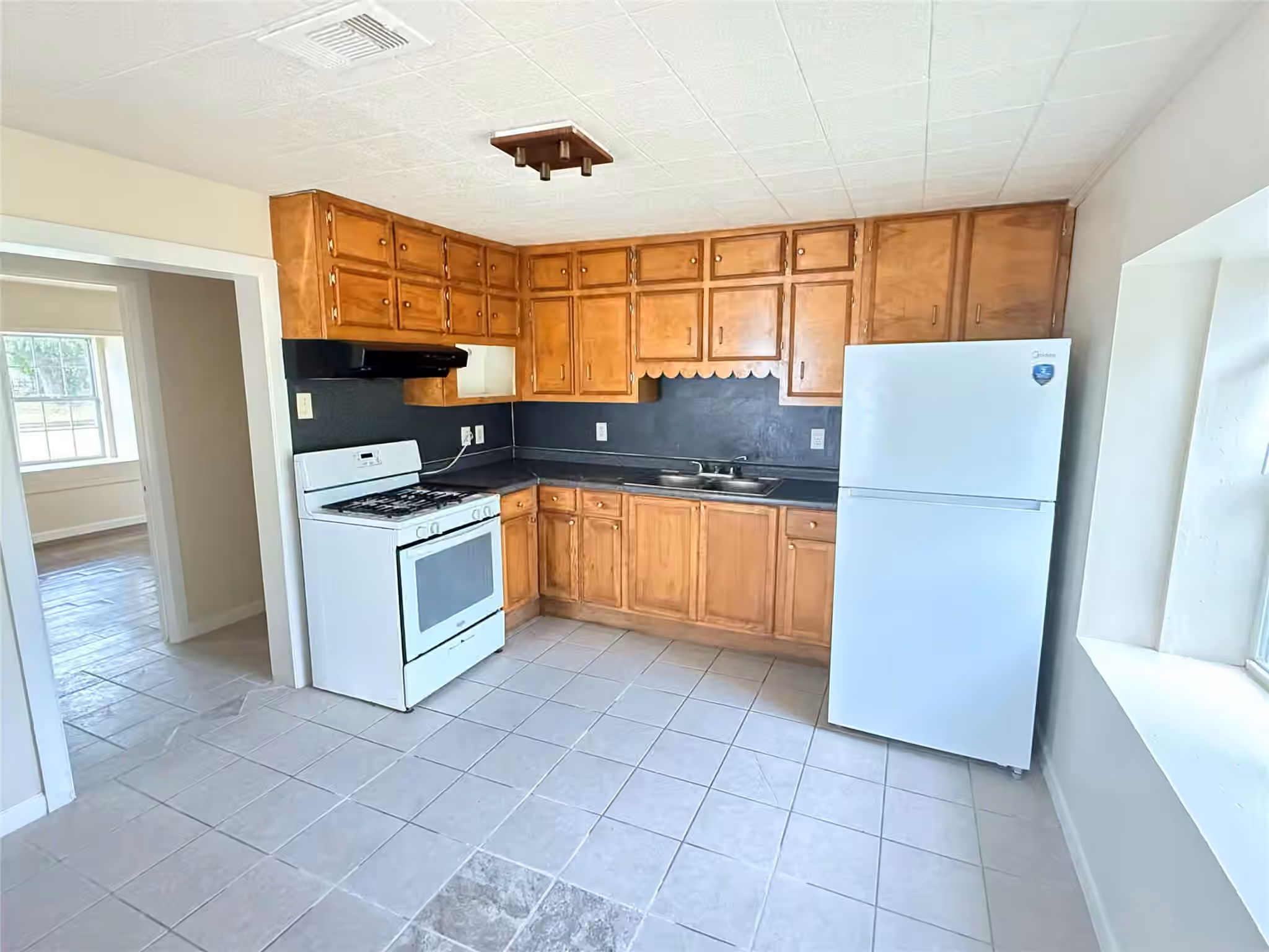 Photo 4 of 2622 34th Avenue N, Texas City, TX