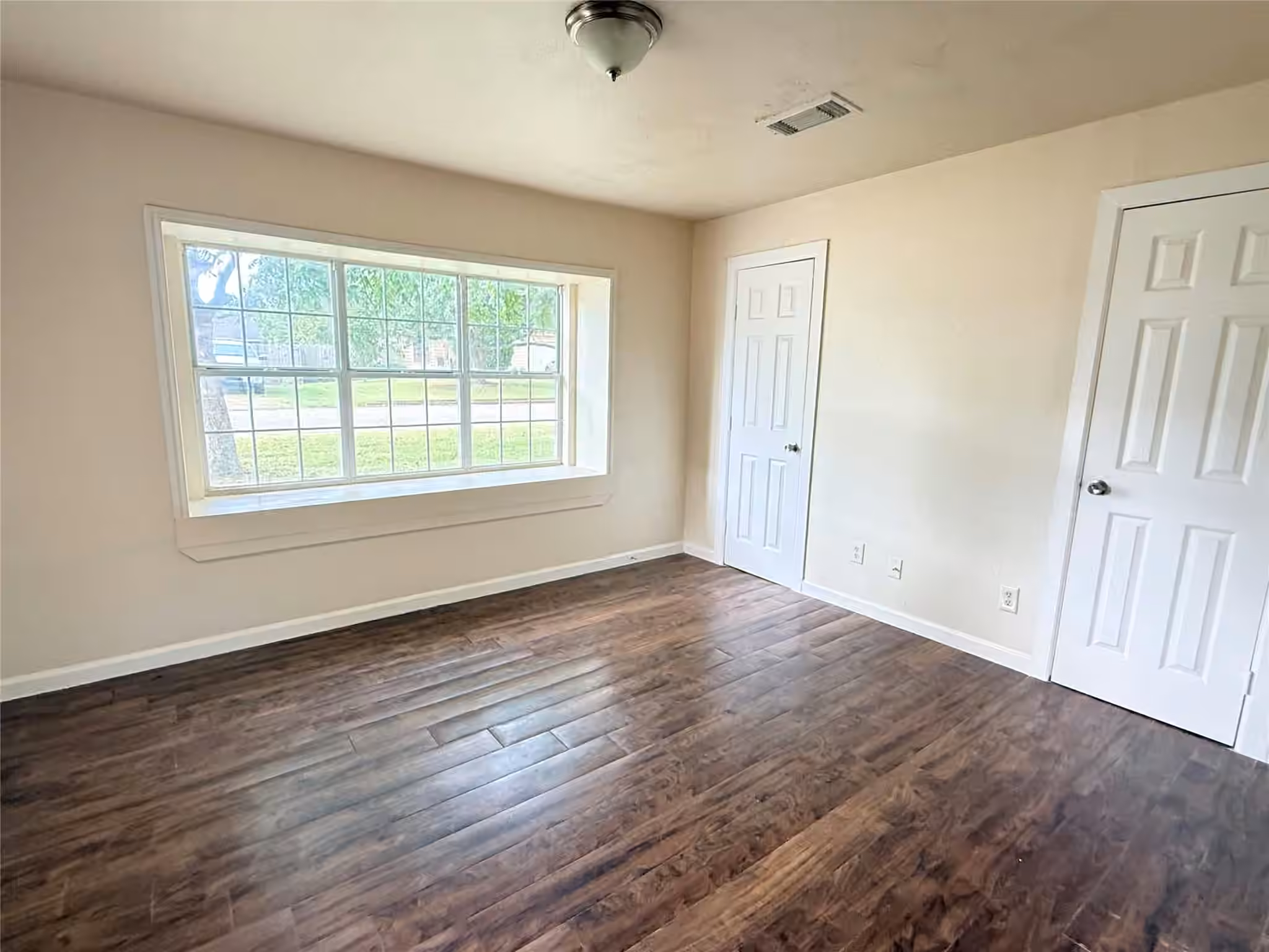 Photo 6 of 2622 34th Avenue N, Texas City, TX