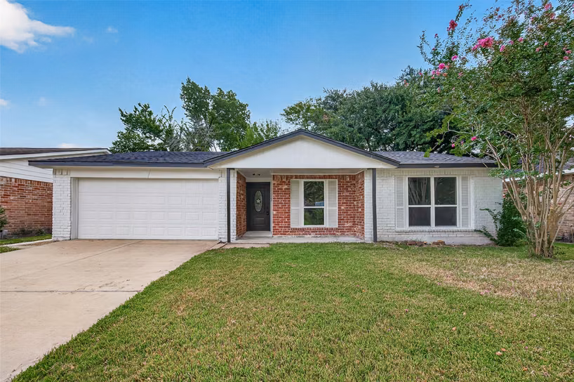 Photo of 13722 New Village Lane, Sugar Land, TX 77498