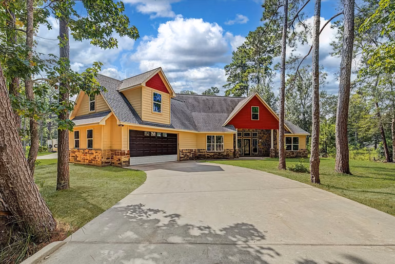 Photo of 157 County Road 303, Dayton, TX 77535