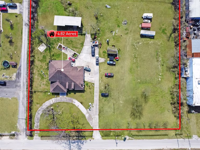 Photo 3 of 2230 Gault Road, Houston, TX