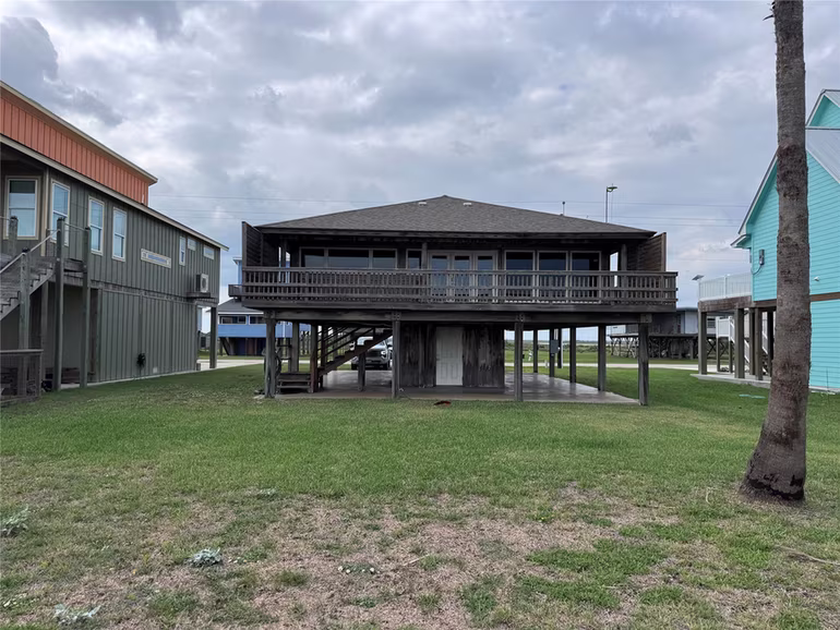 Photo of 342 Beachfront Drive, Matagorda, TX