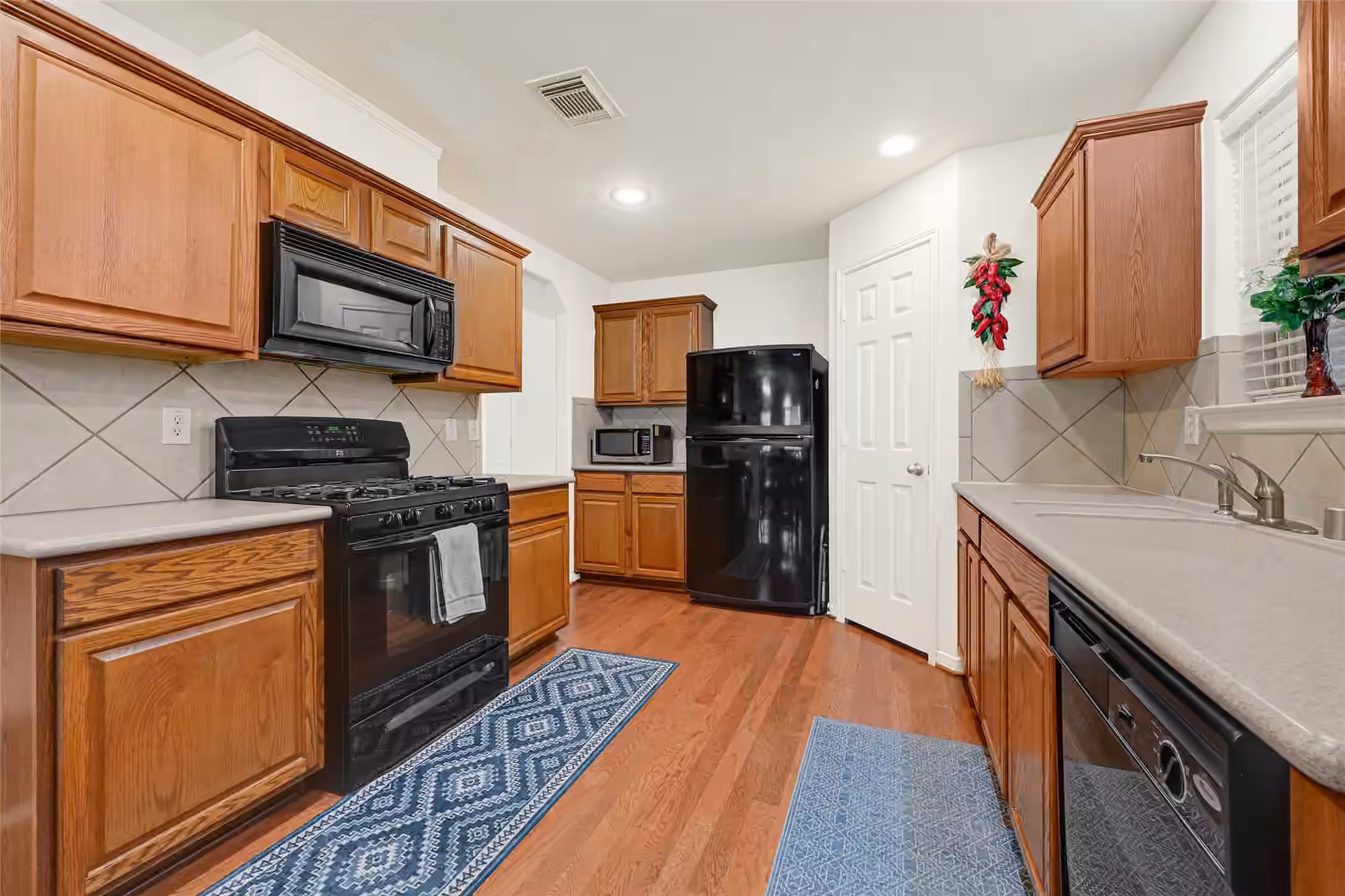 Photo 3 of 14414 Hannah Glen Lane, Cypress, TX