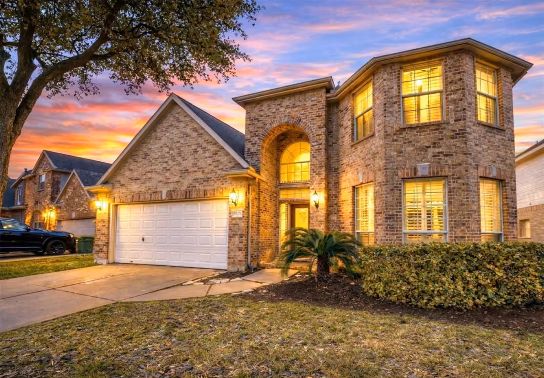 Photo 2 of 2703 Marble Brook Lane, Pearland, TX