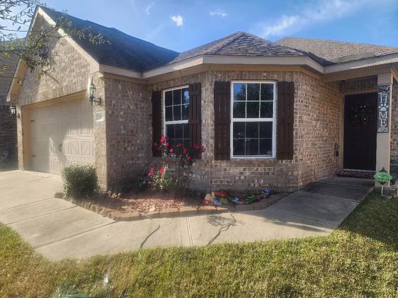 Photo 2 of 518 Douro Drive, Crosby, TX