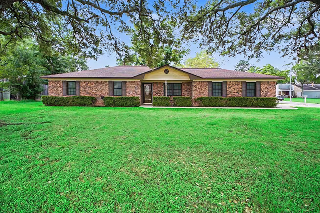 Photo 2 of 9213 Hammerly Boulevard, Houston, TX