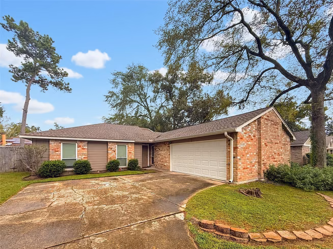 Photo of 5519 Lynngate Drive, Spring, TX