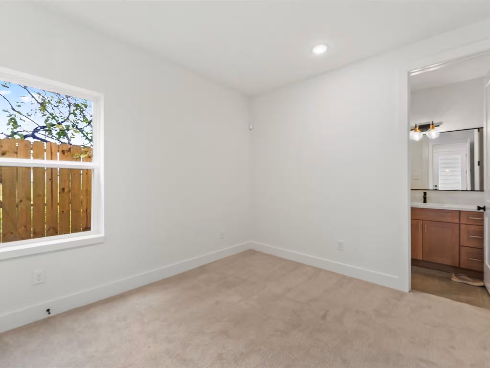 Photo 6 of 1804 Del Norte B, Houston, TX
