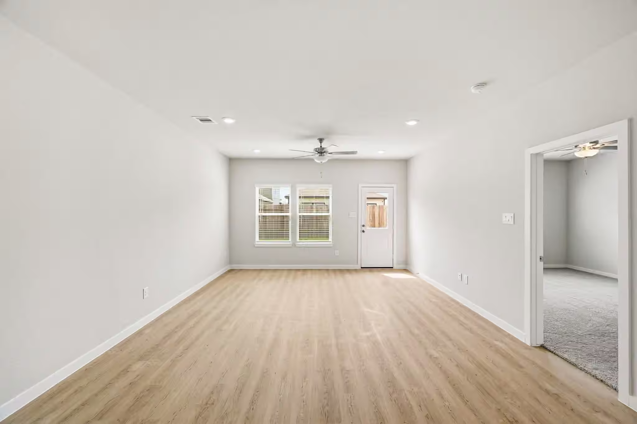 Photo 6 of 11619 Heritage Wind Drive, Crosby, TX