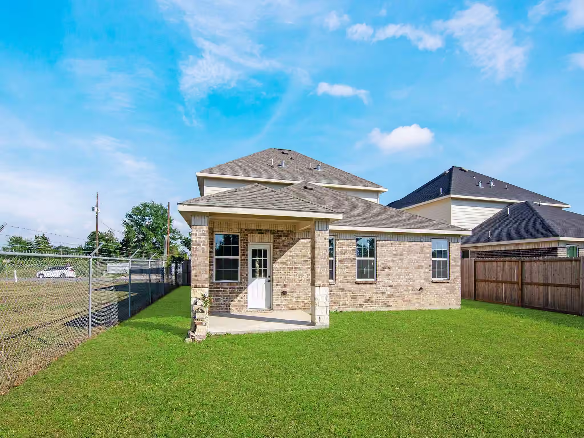 Photo 2 of 415 Road 5102J, Cleveland, TX