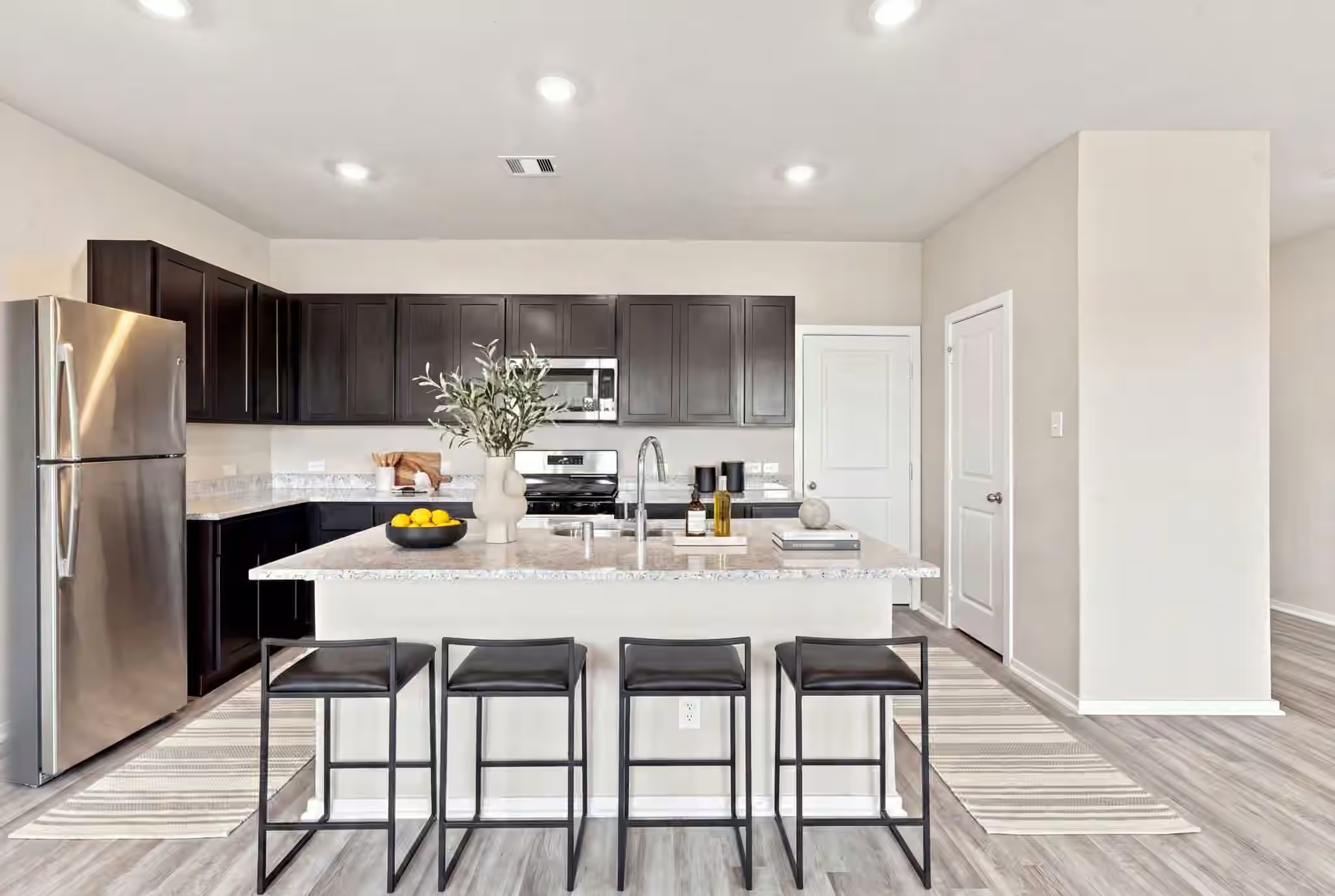 Photo 5 of 6711 Pebble Bluff Court, Cove, TX