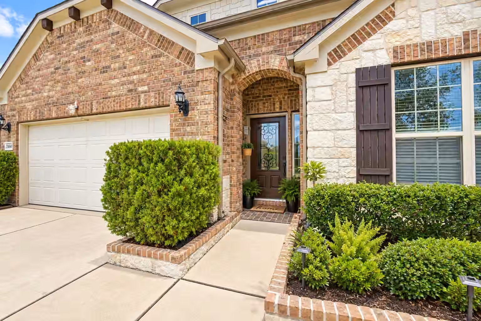 Photo 2 of 25406 Alverstone Drive, Katy, TX
