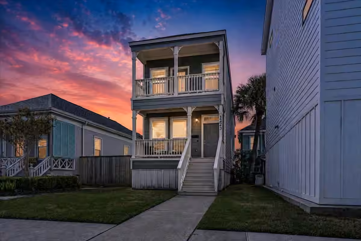 Photo of 1223 Avenue M, Galveston, TX 77550