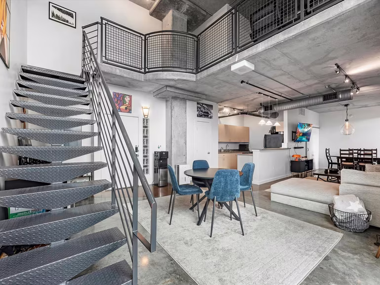 Photo of 2000 Bagby Street 5423, Houston, TX 77002