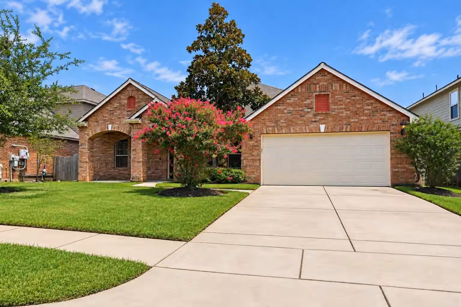Photo 4 of 18714 Tupper Creek Court, Tomball, TX