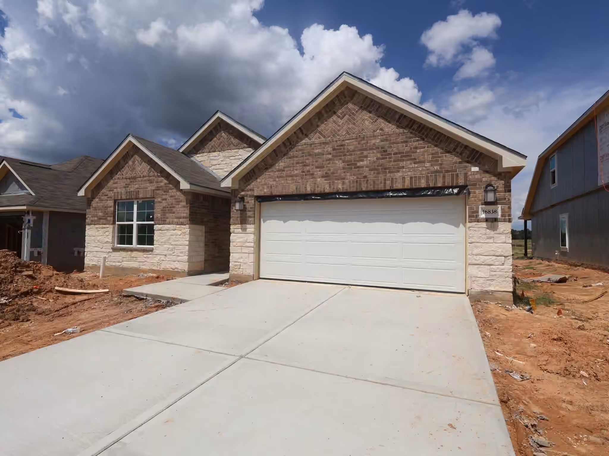 Photo 2 of 16838 Zavala Way, Montgomery, TX
