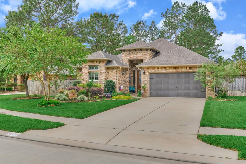 Photo 3 of 126 Bellardia Court, Montgomery, TX