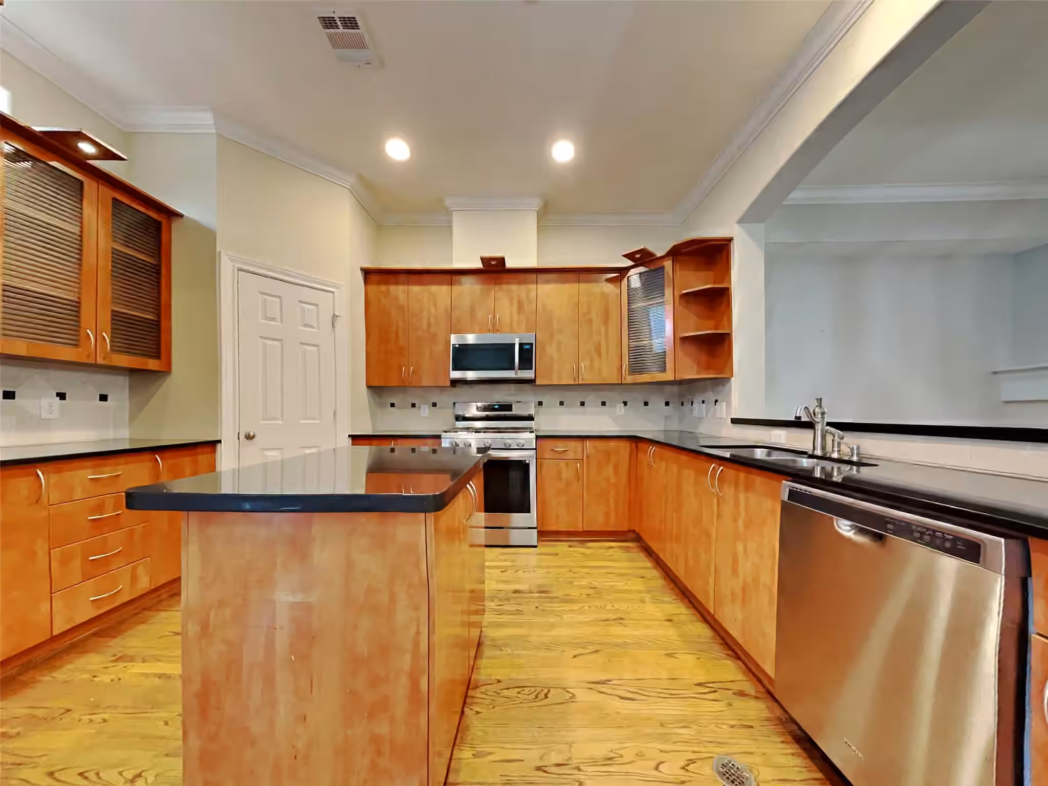 Photo 3 of 1812 Rosalie Street, Houston, TX