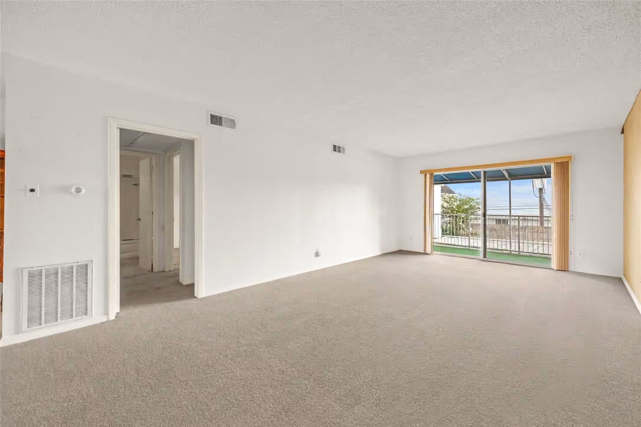 Photo 2 of 2700 Bellefontaine Street B30, Houston, TX